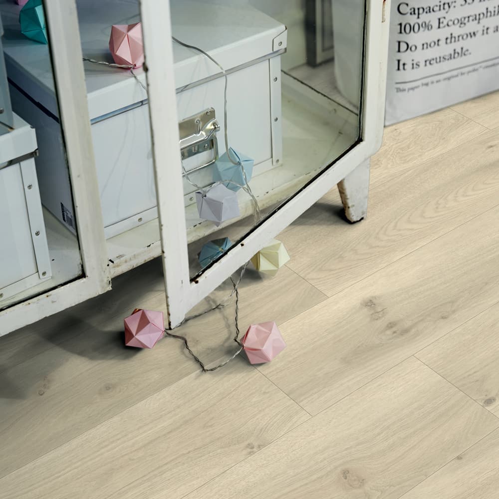 Плитка ПВХ Pergo Classic Plank Glue V3201-40017 Дуб современный серый 1256*194*2,5 (3,655)