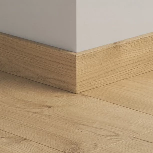 Плинтус ПВХ прямой для LVT Pergo PGVSK40223 Дуб Коттеджный закопченый 2400х12х58 в интерьере