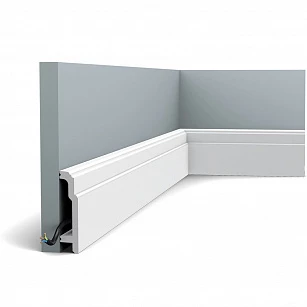 Плинтус из дюрополимера Orac Decor SX155 2000х108х25 в интерьере