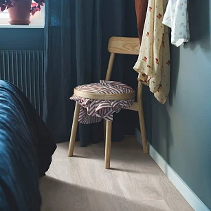 Плитка ПВХ Pergo Classic Plank Click V3107-40036 Дуб Мягкий Серый 1251*187*4,5 (2,105) текстура