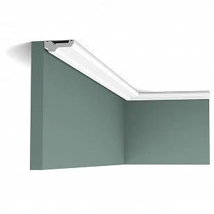 Плинтус из дюрополимера Orac Decor C360 2000х21х60 в интерьере