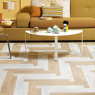 Покрытие ПВХ Tarkett модульное ArtVinyl LOUNGE LORENZO планка 152х914 (2,09 м) в интерьере